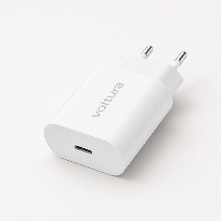 Voltura 20W Slim USB-C-hurtiglader med EU-plugg og grått ordmerke